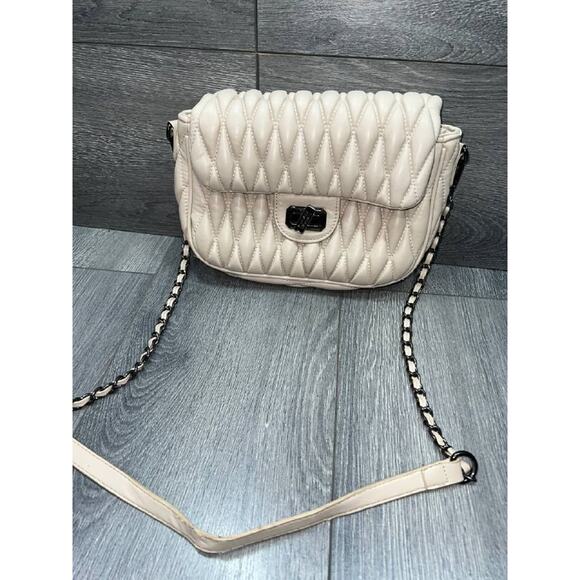 Badgley Mischka Gray Mini chain Quilted beige Crossbody Bag B000669 - Picture 3 of 10